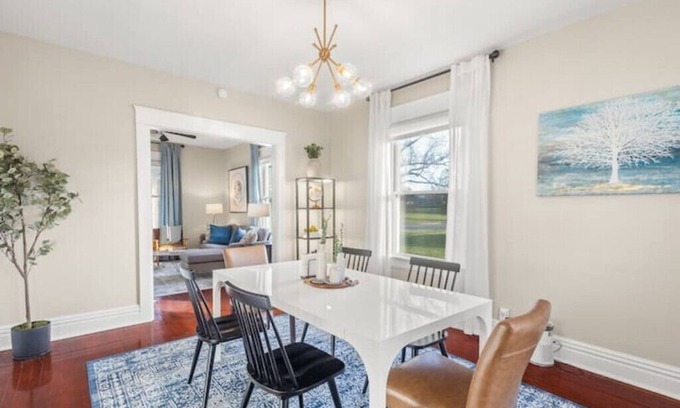 Fort Wayne Casa | Charming Home Near Memorial Park