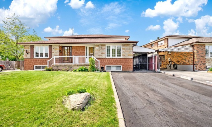 Malton Casa | Charming Home with Parking & Private Fenced Yard