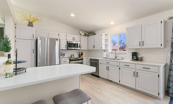 Loveland Casa | Charming Home With RV Parking, 30 Miles From Rmnp