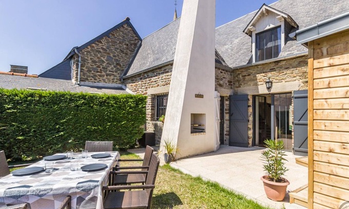 Ardevon Cabaña | Casa acogedora con spa privado, bicicletas y jardín cerca del Mont Saint-Michel