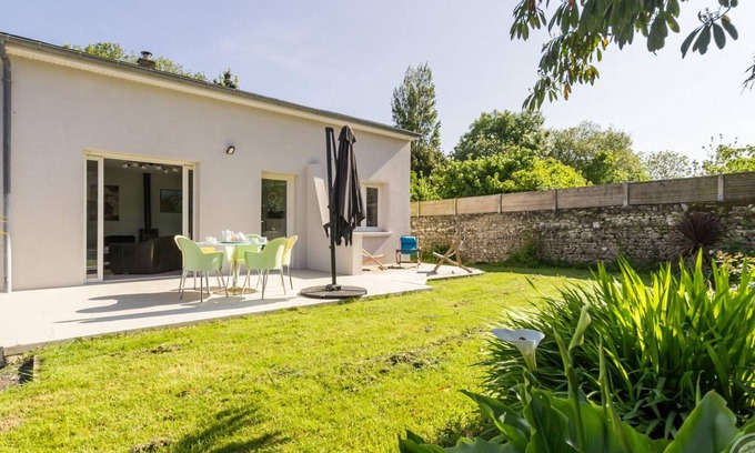 Regnezville-sur-Mer Cabaña | Casa encantadora con jardín cerrado cerca de playas, mascotas permitidas, WiFi