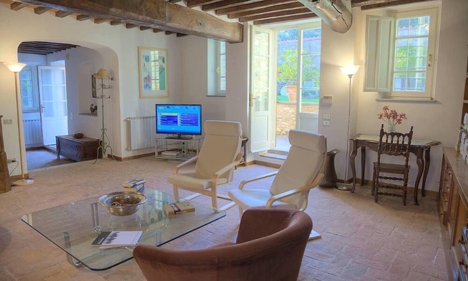 Querceta Casa | Casa típica, wifi, mini-piscina, vista a la montaña