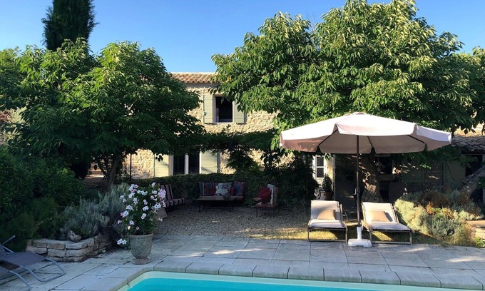 Viens Casa | Encantadora casa piscina terraza 8 personas Provenza