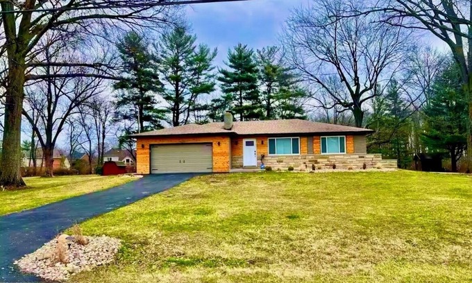 Landen Casa | Charming Loveland home, Close to everything!