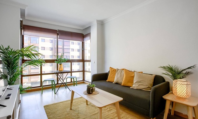 Rejas Apartamento | Charming Madrid Airport I - 2 habitaciones y 2 baños cerca del aeropuerto