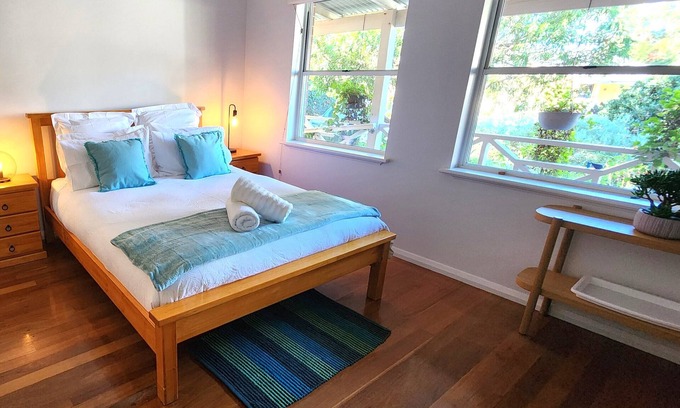 Margaret River Cama Y Desayuno | Charming Margaret River B&B with WiFi and AC