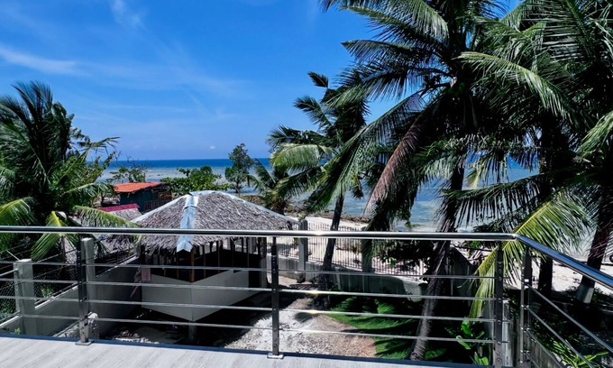 Boljoon Casa | Charming newly constructed 2 bedroom beach house with AC