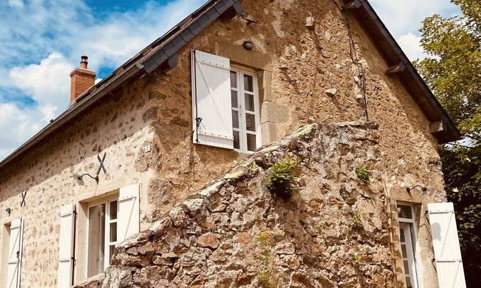 Cussy-en-Morvan Casa | Una vieja casa de piedra en Morvan, restaurado con buen gusto y cómodo (WLAN)