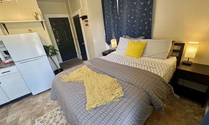 Oakdale Apartamento | Charming private 1st floor studio apartment