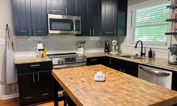 Tucker Casa | Charming Ranch Near Atlanta