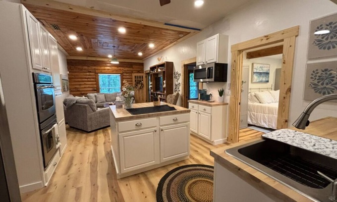 Cotter Casa | Charming, Remodeled Cottage in the Heart of Cotter, Walk to the White River