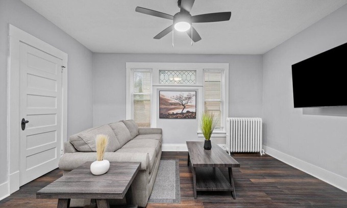 Davenport Casa | Charming, Renovated Home Near Parks & Colleges