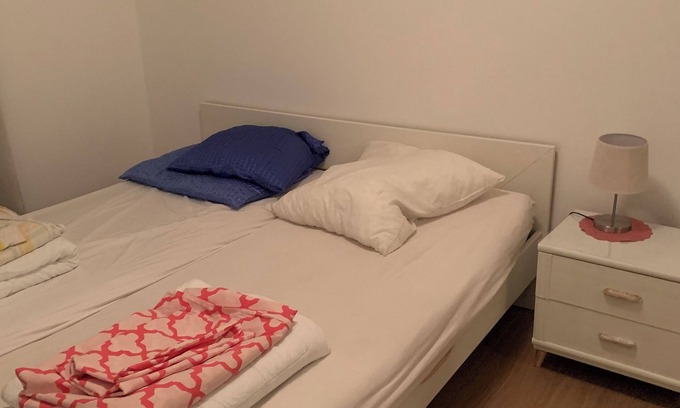 Gesundbrunnen Apartamento | Charming Retreat in Wedding