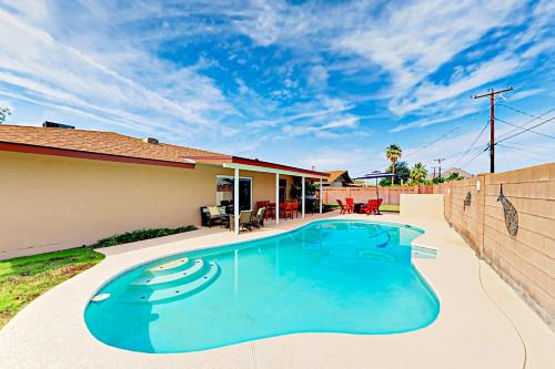 Scottsdale Country Acres Casa | Charming Retro Gem