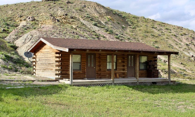 Wapiti Cabina | Encantadora cabaña de madera rústica cerca de Yellowstone