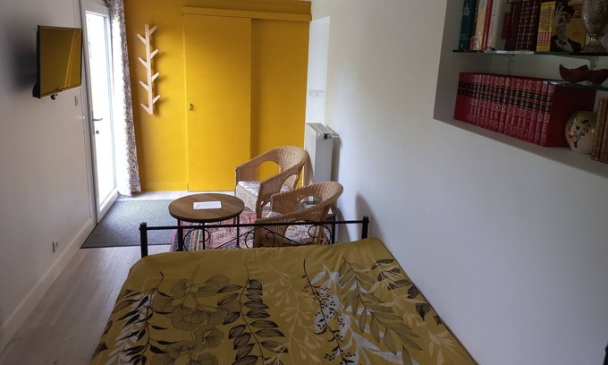 Brantome-en-Perigord Apartamento | Charming suite in a very quiet and beautiful area near the sightseeing