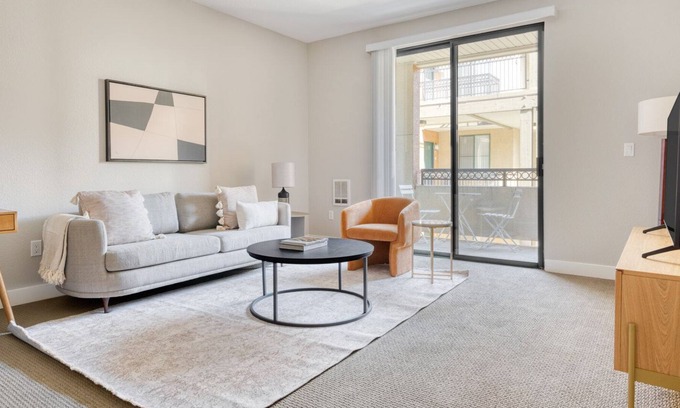 East San Mateo Apartamento | Charming San Mateo 1BR w/ Pool, Gym & W/D, near Target, by Blueground