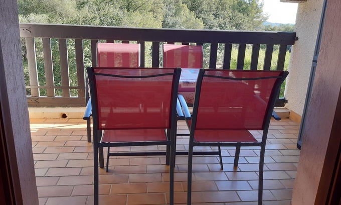 Miramar Apartamento | Charming studio 700 m from the center and close to the beach