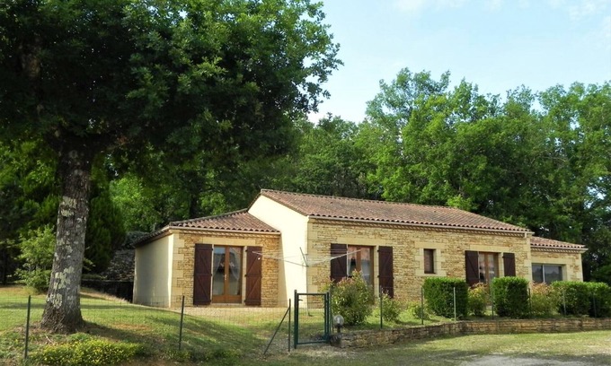 Proissans Cabaña | Casa de campo acogedora con piscina, cerca de Sarlat y Lascaux