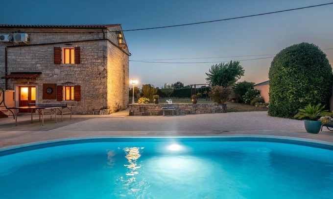 Hreljici Casa | Encantadora villa de piedra con piscina privada