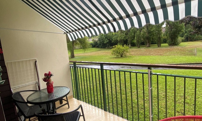 Avon Apartamento | Charming studio apartment park