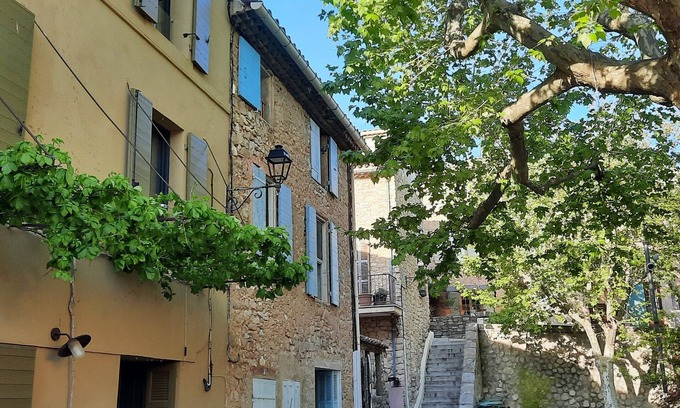 Puyloubier Apartamento | Un rincón relajante en la Provenza.
