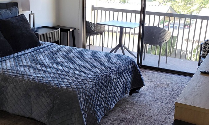 Napa Condominio | Charming studio condo in delightful Silverado Country Club with WiFi, AC.
