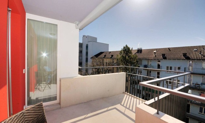 Seefeld Apartamento | Charming studio near lake - Flower 42