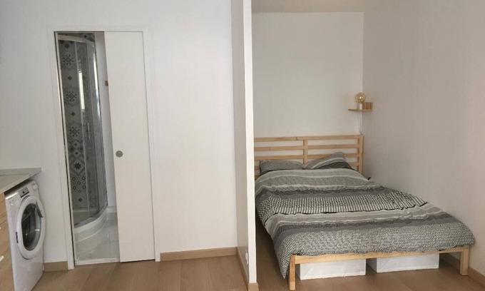 Yerres Apartamento | Charming studio near Paris