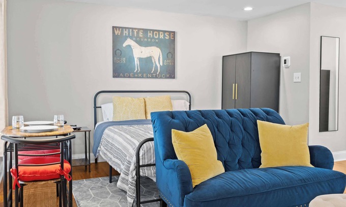 Bonnycastle Apartamento | Charming Studio Stay in Vibrant Highlands Area
