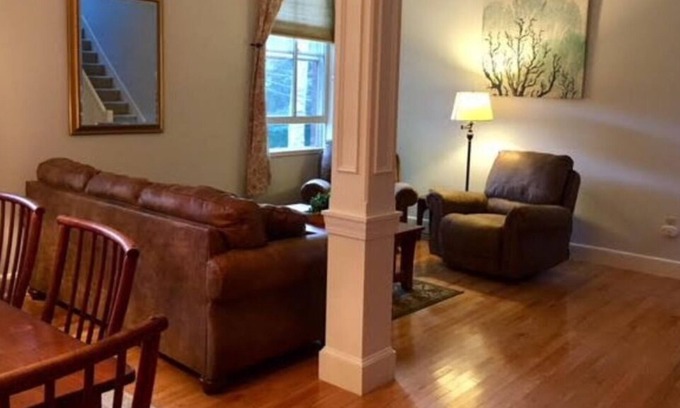 Portland Casa | Charming Townhome on Great Diamond Island