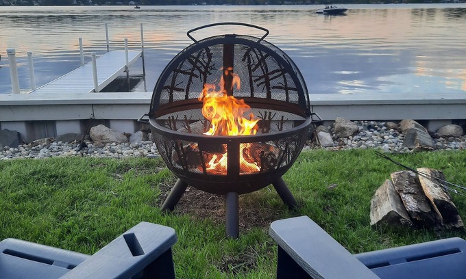 Battle Creek Cabaña | Charming, updated 3-bedroom cottage on Fine Lake