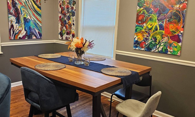 Baltimore Casa | Charming Urban Retreat: 4 Bedroom, 2 Bath Townhouse in Baltimore City, Maryland