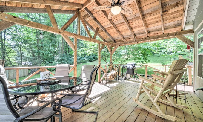 Waynesville Cabaña | Charming Waynesville Cottage < 2 Mi to Main St