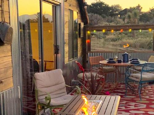 Yucca Valley Casa | Charming Yucca Valley Cabin Rental for Getaways in California