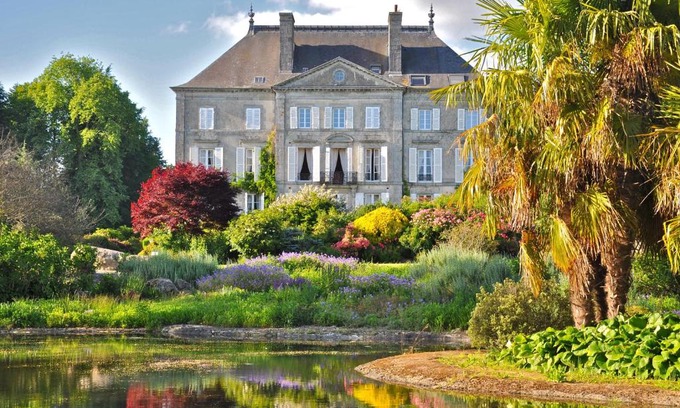 Le Chatellier Cama Y Desayuno | Chateau de la Foltière