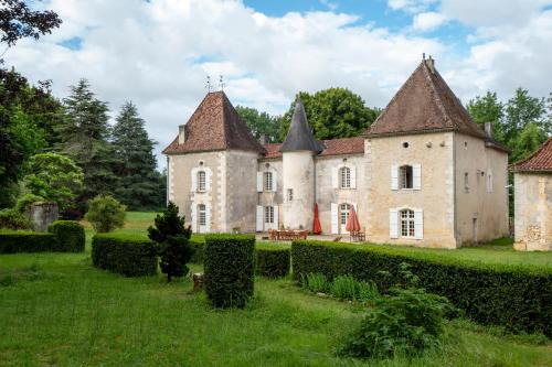 Lisle Cama Y Desayuno | Chateau La Rochette