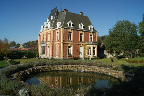 Polleur Casa | Chateau Neufays
