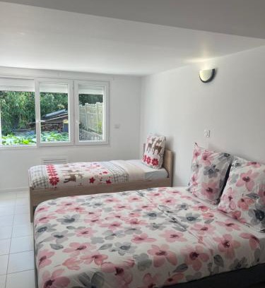 Palaiseau Apartamento | Chaudari Guest House