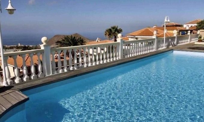 Chayofa Apartamento | Chayofa - Apartment in an upscale environment with a terrace, jacuzzi and pool