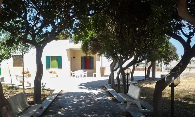 Torre Rinalda Apartamento | Cheap flat near Lecce anf fine sandy beach up to 5 guests m721