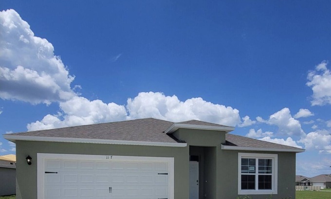 Cypress Gardens Casa | Cheerful New Construction Home