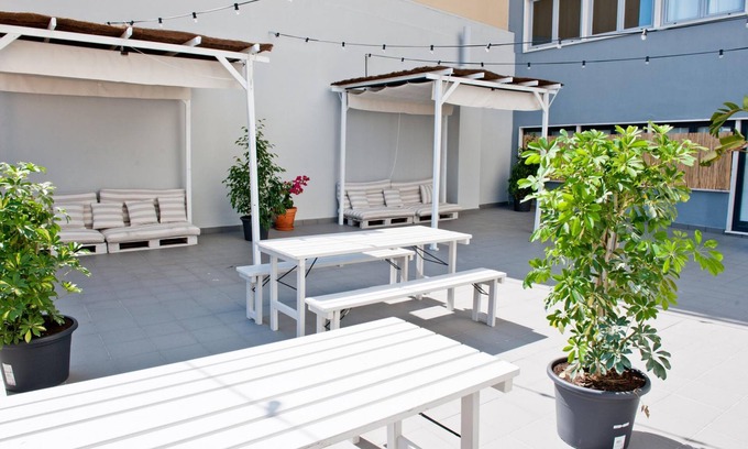 Santo Antonio Apartamento | Cheers to Lisbon by Misha s Place 5A