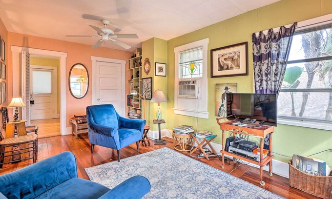 Kenwood Apartamento | Cheery St. Petersburg Escape < 3 Mi to Dtwn!