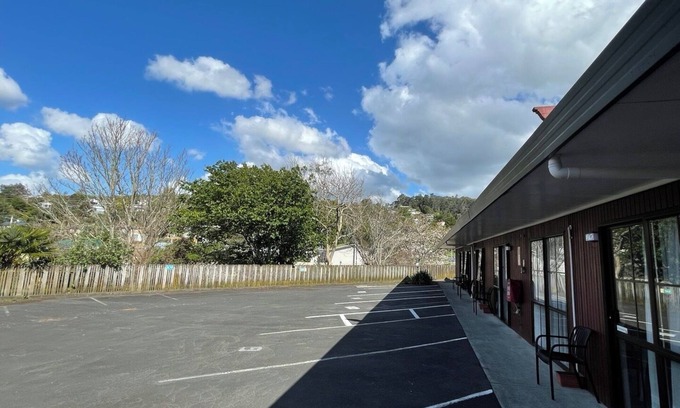 Woodhill Hotel | Cherry Court Motor Lodge