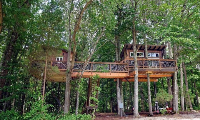 China Grove Casa | Cherry Treesort "Big Nick"