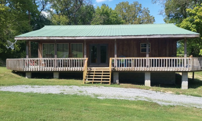 Calico Rock Casa | Chessmond Ferry Cabin