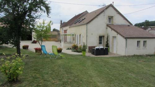 Noe-les-Mallets Casa | Chez la francine