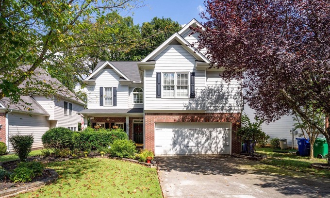 Doraville Casa | Chez Mela Atlanta -3BR/2.5 BA home, sleeps 8 6 car