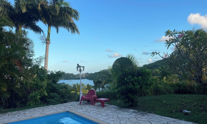 Le Robert Villa | Chez Nous (bed and breakfast - sea view) Pets welcome